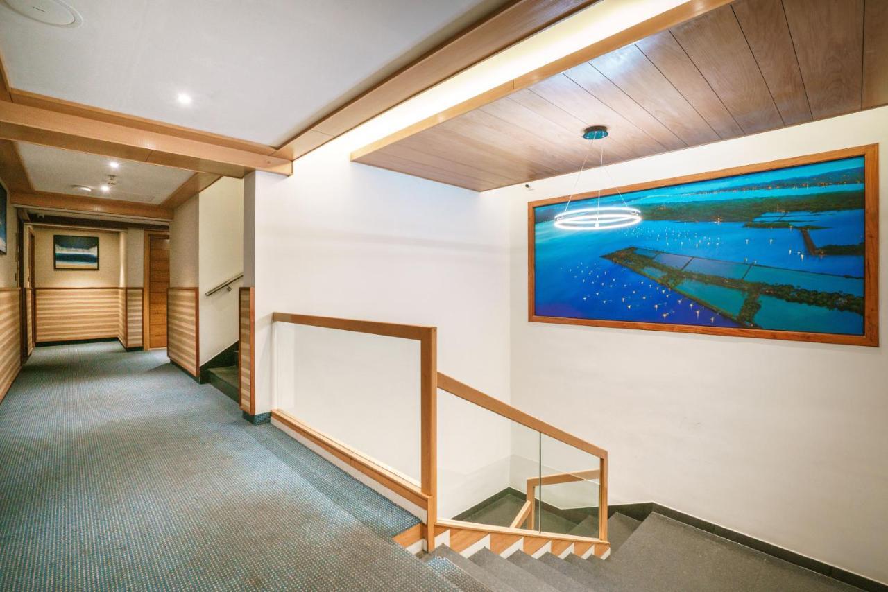 Townbridge Hotels & Suites Kochi Εξωτερικό φωτογραφία