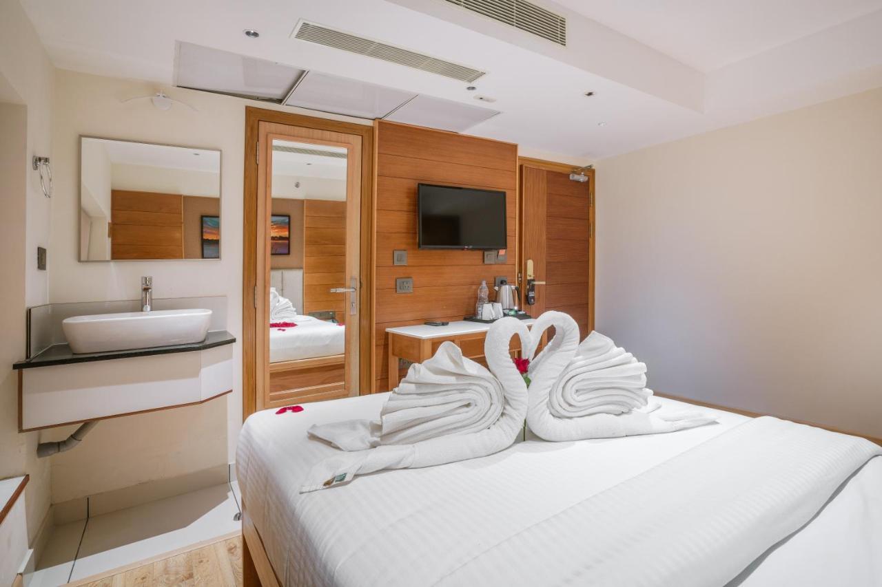 Townbridge Hotels & Suites Kochi Εξωτερικό φωτογραφία